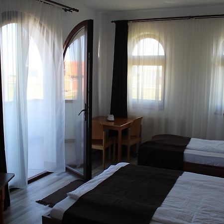 Pensiunea Casa Alba Osorheiu Esterno foto