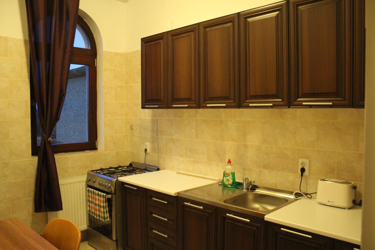Pensiunea Casa Alba Osorheiu Esterno foto